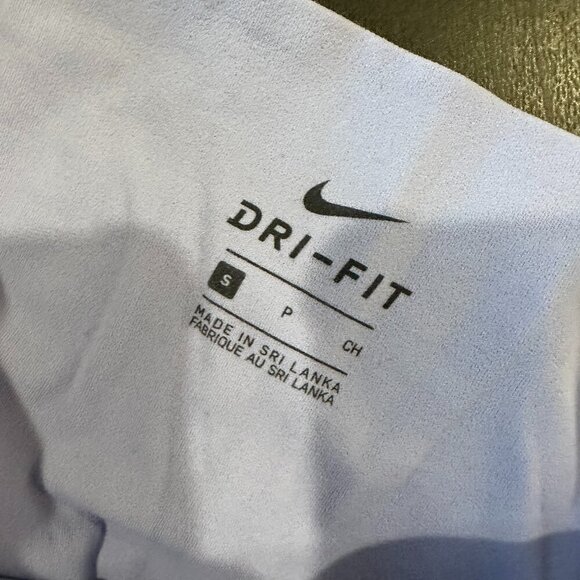 NIKE Dri-Fit Leggings with Side Seam Open Detail Size Small - Picture 9 of 9